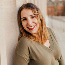 Christy Piña