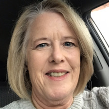 Traci Busch