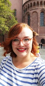 Áine Ní Shrutháin