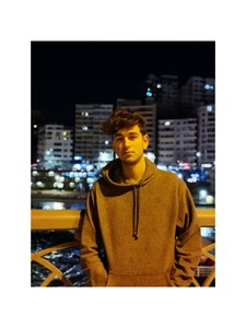 عَليْ عَاطِفْ زَرقَة.