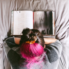 Michaela (viddyviewsbooks)