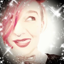 RoXXie | The Art of Reading 