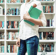 Erica (storybookend)