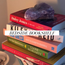 Kat - bedsidebookshelf