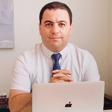 Vahid Darzi