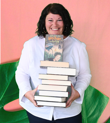 Steffi LadyoftheBooks