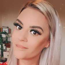 . beckii.books.home.and.life