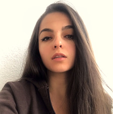 Александра Миленкова