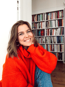 Mari Ø.