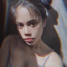 Michaela Tomon
