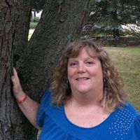 Lenore Kuipers-Cummins