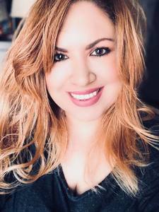 Author Leticia