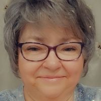 Lynn M Munson