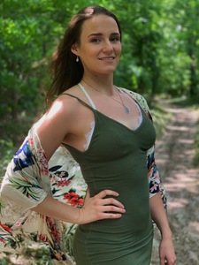 Becky Molargik