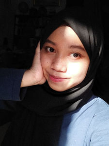 Venny Apriliana  Putri