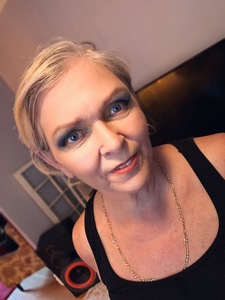 Glenda Richards-tailfeathers