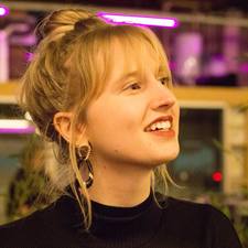 Ines Thora