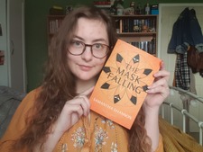 Ashleigh (ash_and_books)