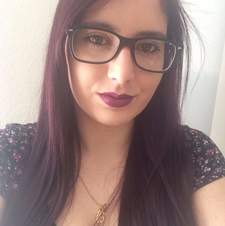 Angela Pinheiro