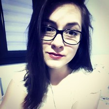 Лора Дулова