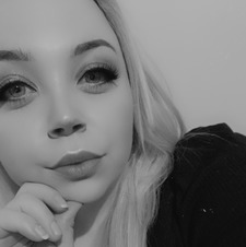 Embla Sofie Crowo