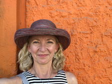 Sue Bone