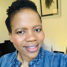 Refiloe Nkadimeng  **********