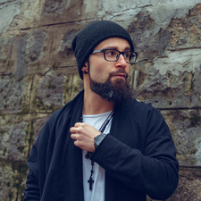 Михаил Стоев