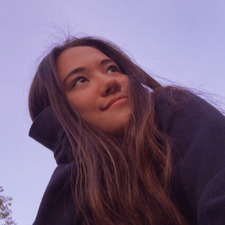 A M