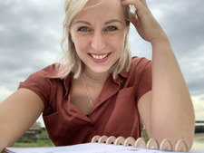 Suzanne