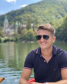 Ádám Csontos