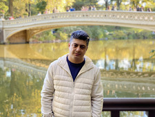 Mehdi  Omidvari 