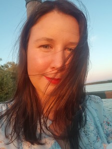 Julia Génetay