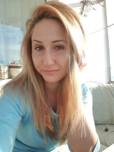 Виктория Сарова