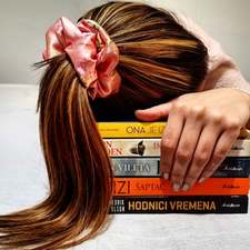 the girl who played with books 