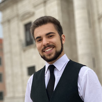 Diogo Machado Porto, 17, Portugal (64 books)