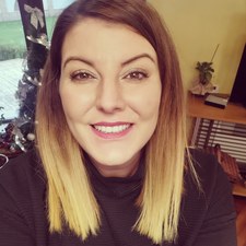 Надежда Велева