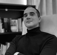 Николай Петров