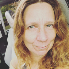 Tracy Guth Spangler