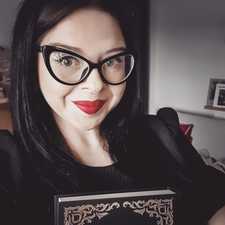 Beth - Hide and Read