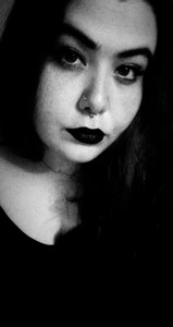 °˖✧☽ Chris ☾✧˖ °