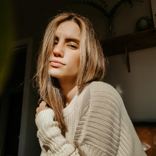 Jennessa Savelyev