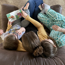 Christy (WeReadLikeThat)