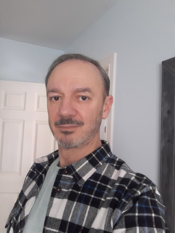Goodreads profile picture for @ibon