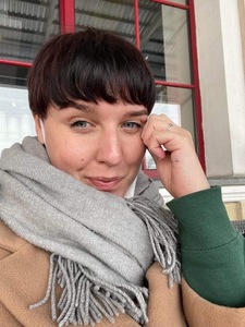 Simona