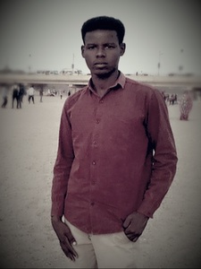 عبدالمنعم ادم