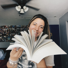 The One Where Gaby Reads