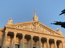 Isabel Larena De Mora