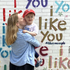 Christina (bestiesreadbooks)