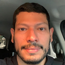 André